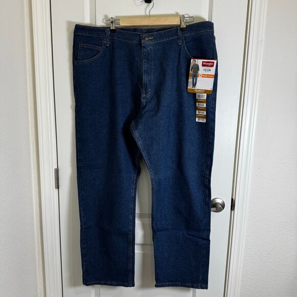 NWT Wrangler Relaxed Fit Flex Men’s Blue Denim Jeans Size 42X30 Stretch Comfort - Picture 1 of 7